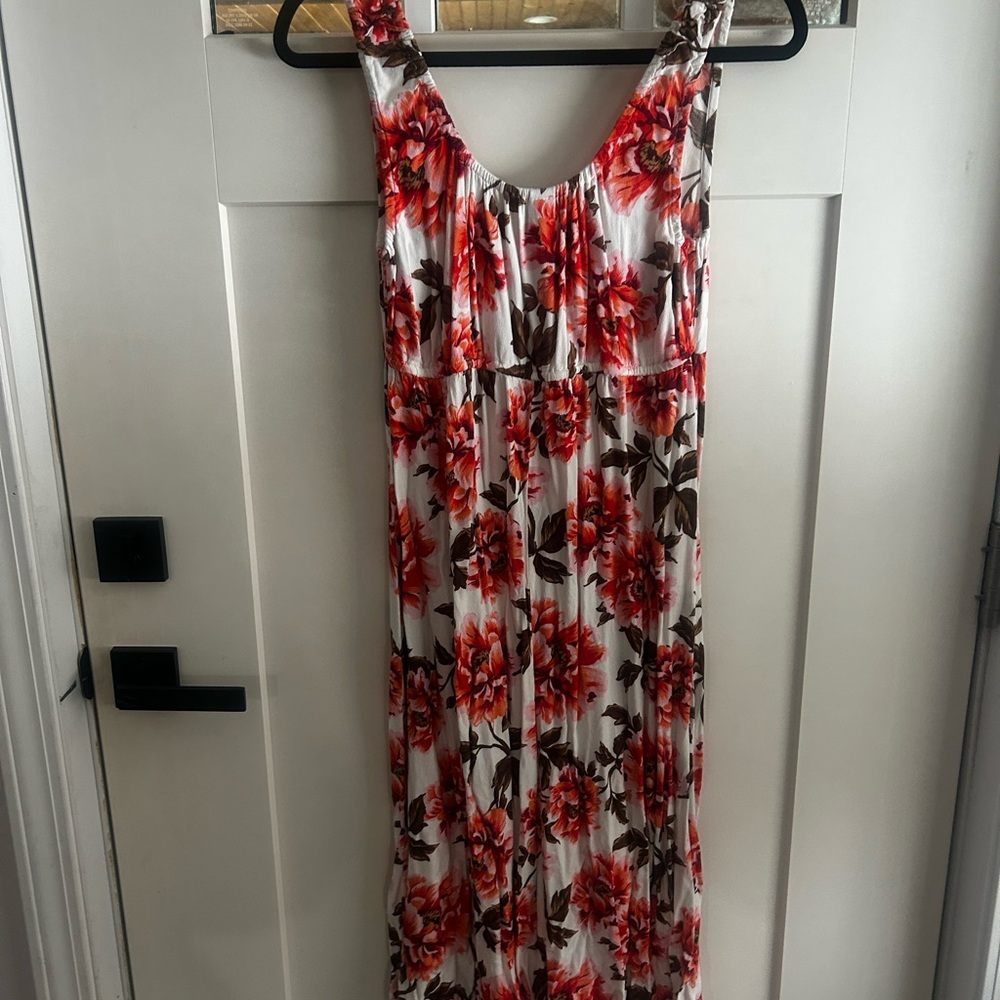 Old Navy Floral Dress size M